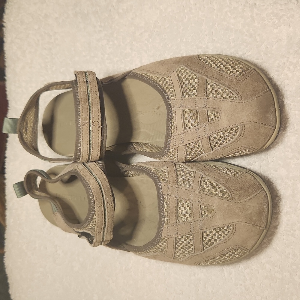 Merrell Sandals